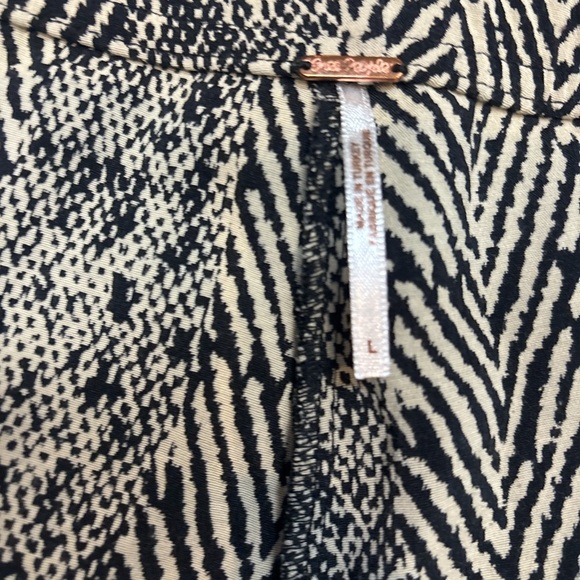 Black and White Patterned Pants - Picture 2 of 3